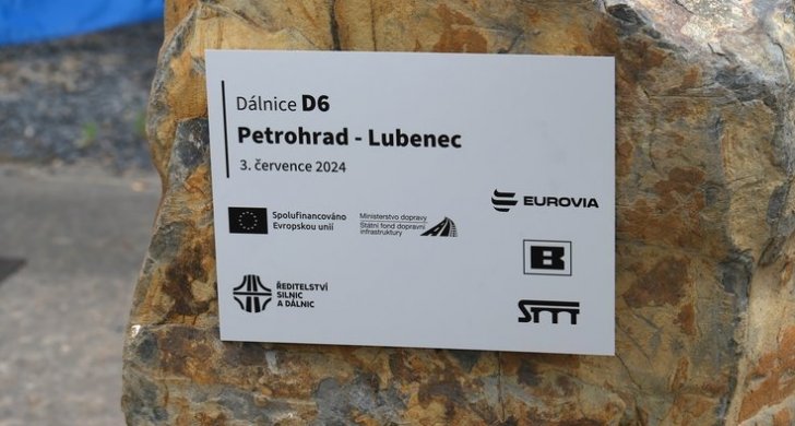 stavba petrohrad lubenec.jpg